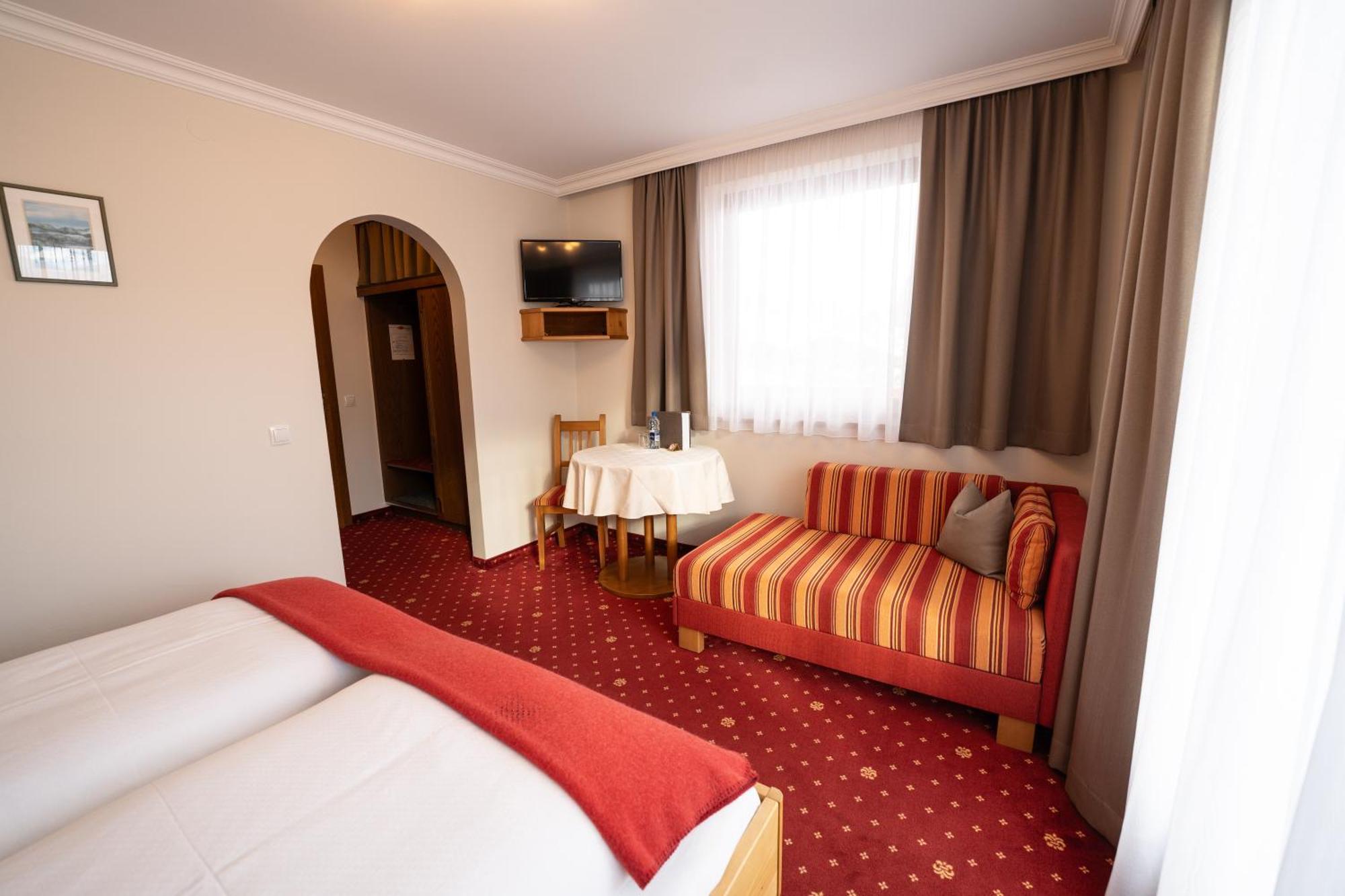 Haus Kössler Gasthof 3*